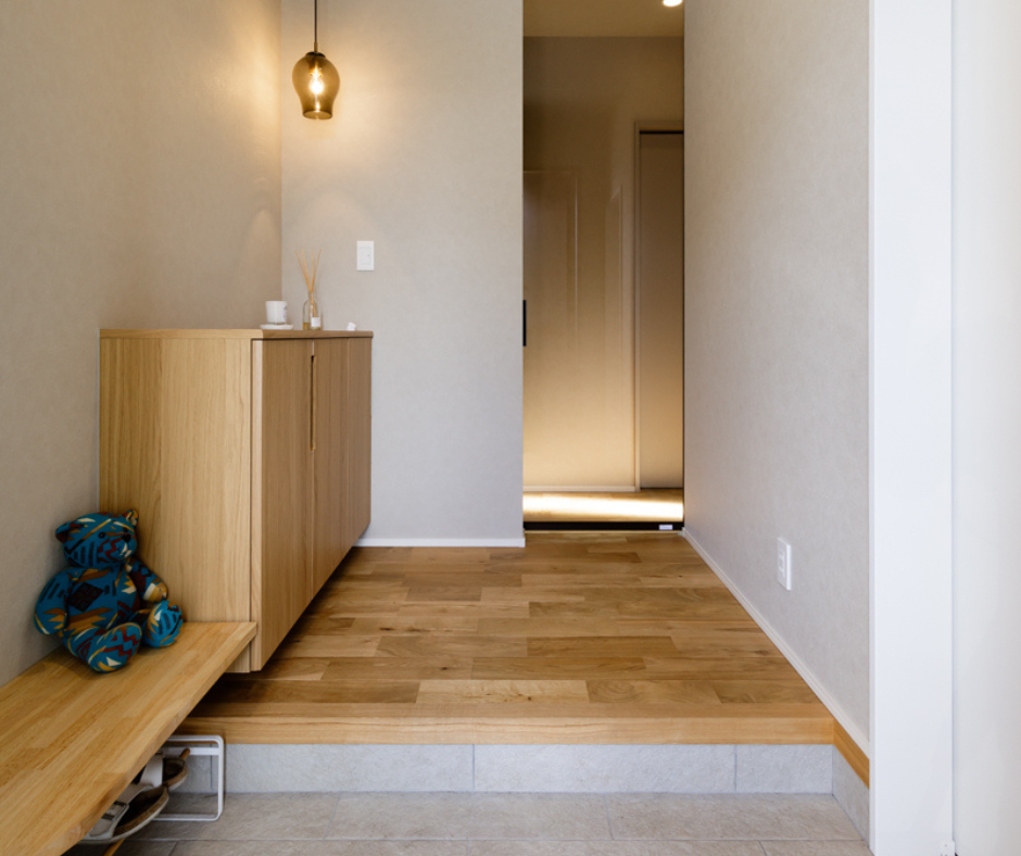 玄関施工事例|岡山の注文住宅イチマルホーム