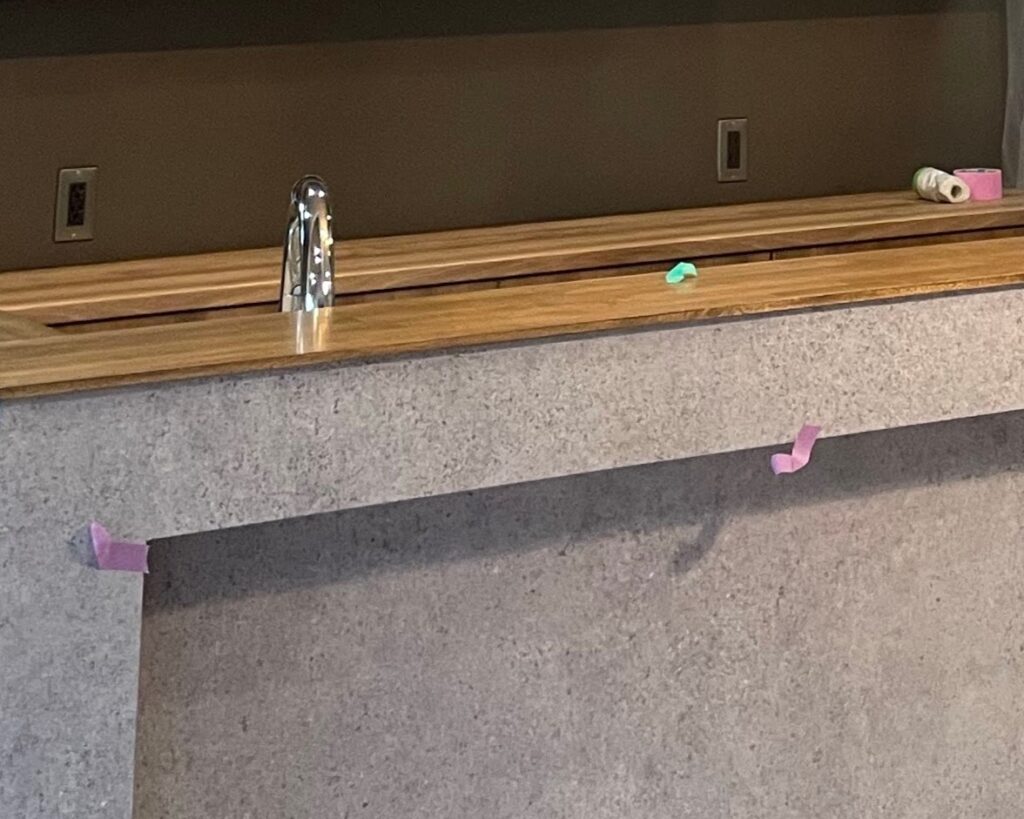 引渡し前に行われる注文住宅の社内検査の様子