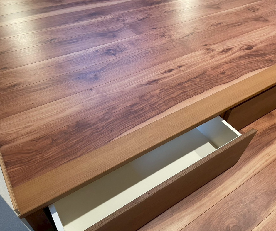 建築家と描いた境界のない平屋　小上がり収納｜施工事例　岡山　イチマルホーム