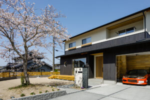 岡山の注文住宅|施工事例 インナーガレージ イチマルホーム