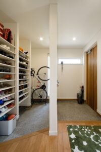 岡山の注文住宅｜施工事例　玄関　イチマルホーム