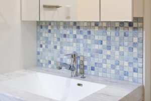 岡山の注文住宅｜タイル　モザイクタイル　洗面　イチマルホーム